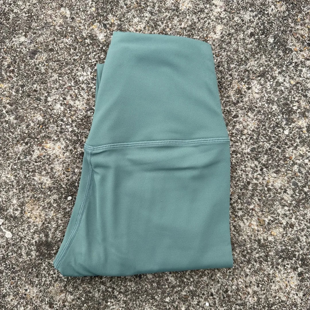 Legging de Yoga Taille Haute Femme – Douceur, Équilibre & Confort